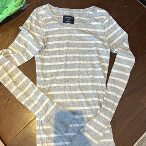 American eagle long sleeve